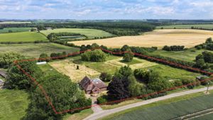 Front (Aerial)- click for photo gallery